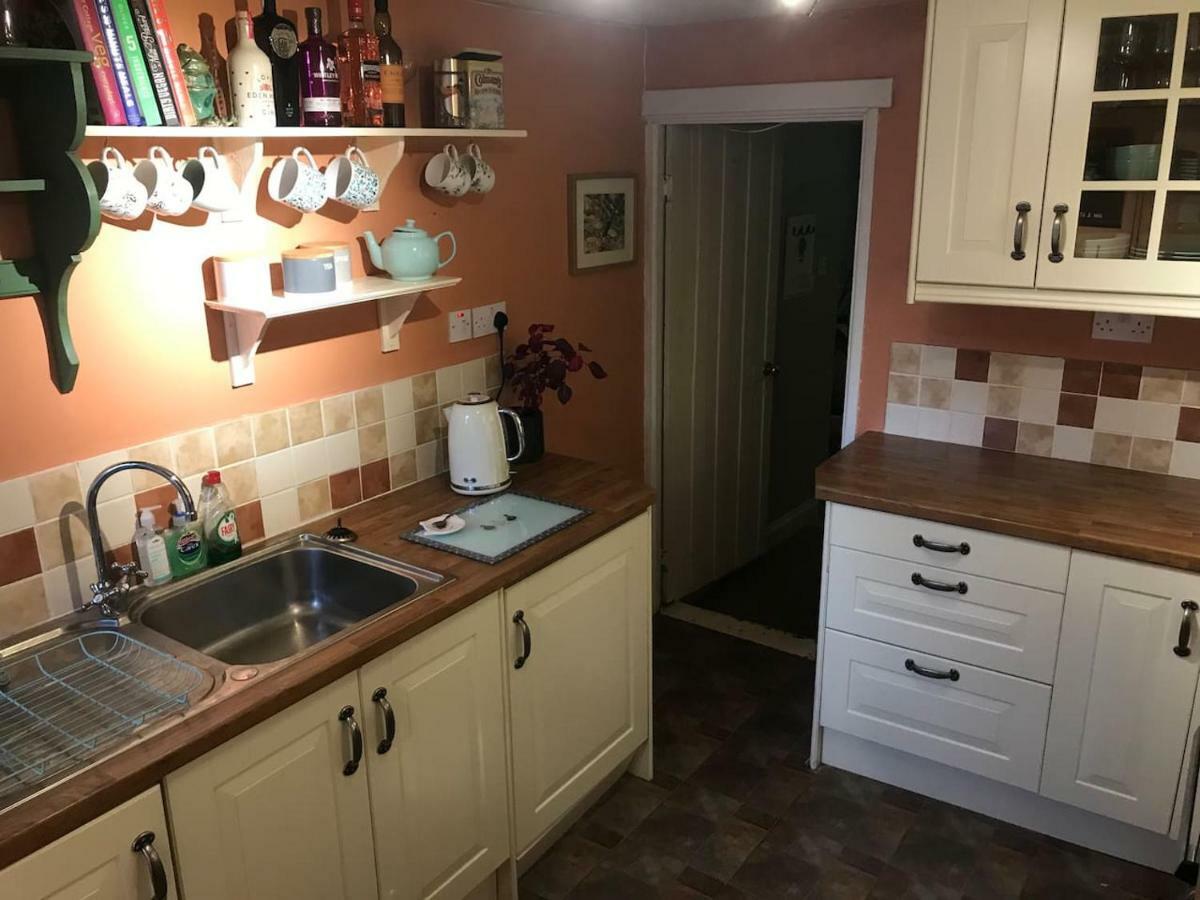 Ham Tree Cottage Троубридж Екстер'єр фото